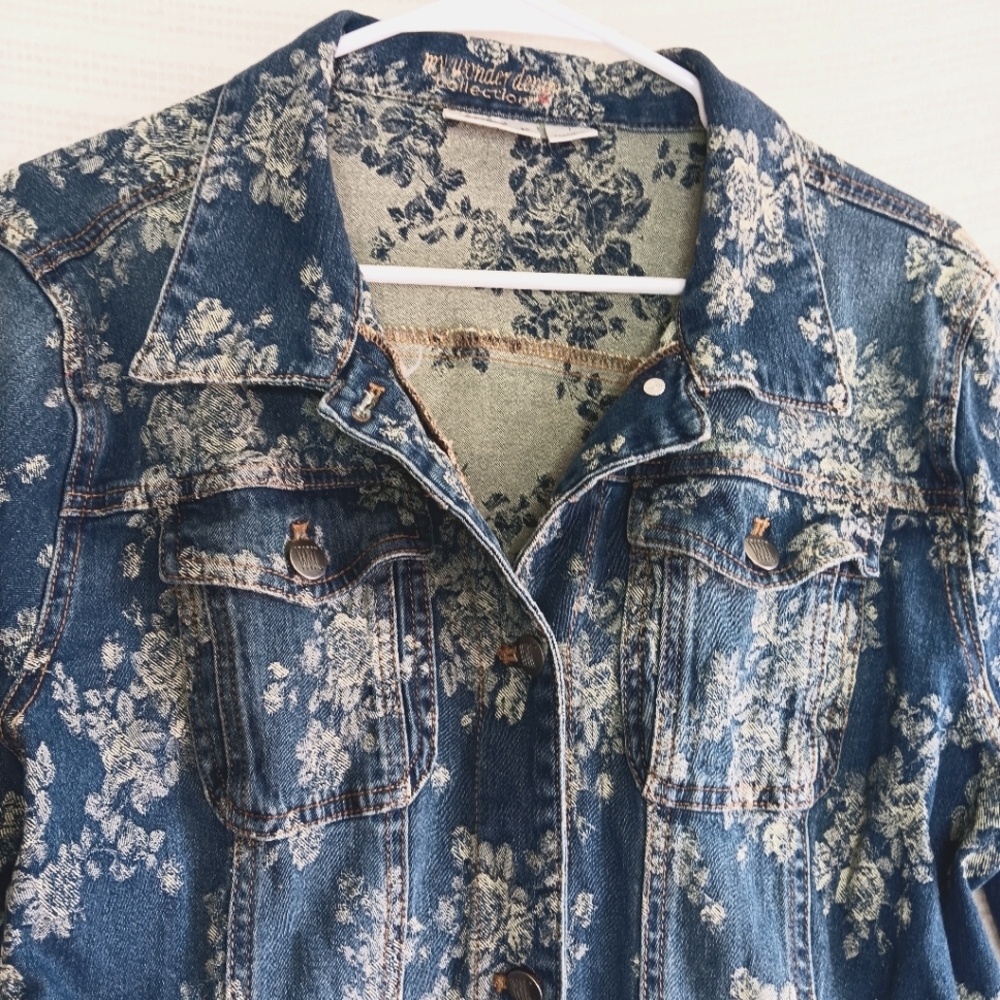 Women with Control Blue Floral Jean Jacket
